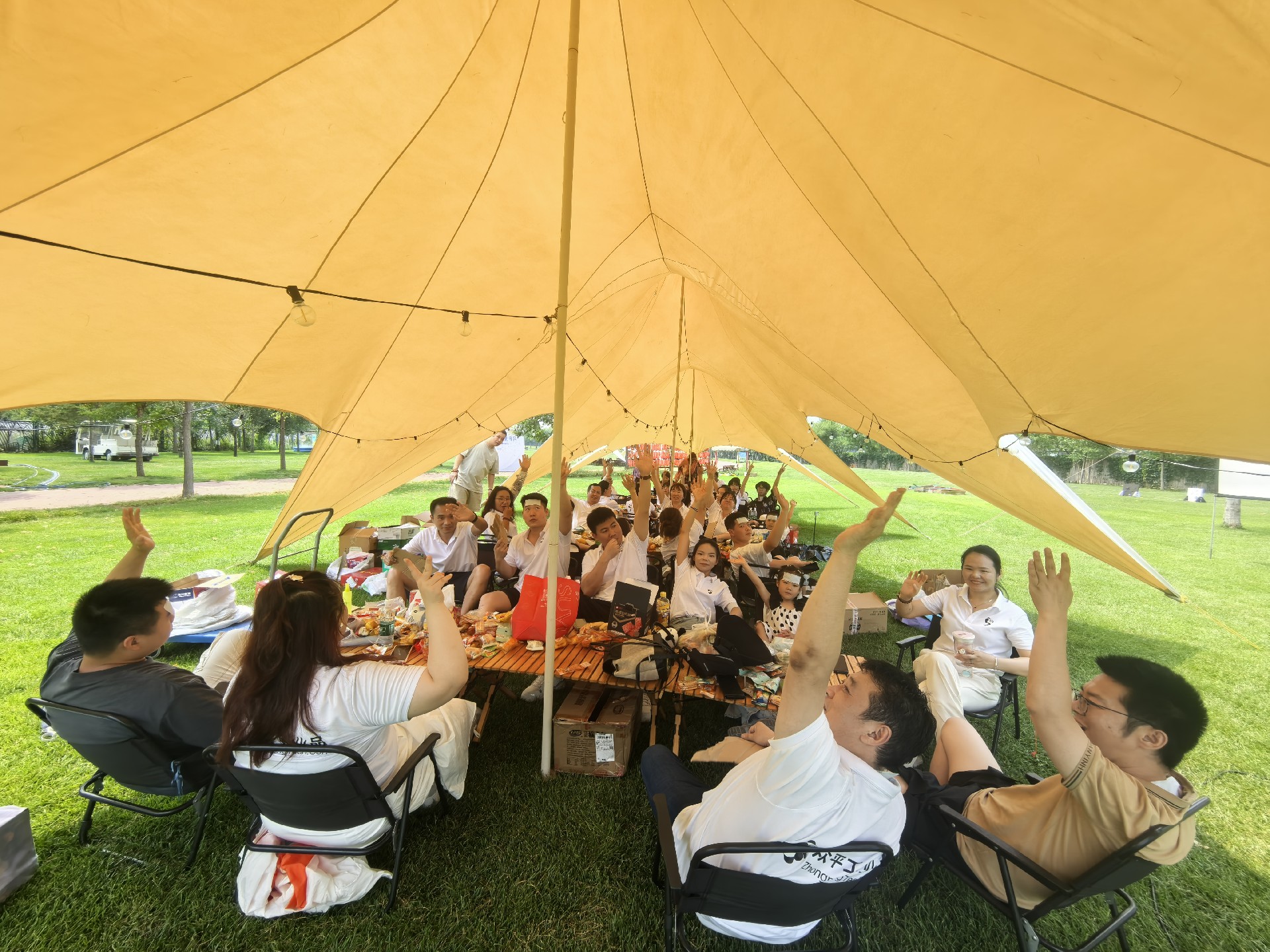 Beijing Zhongping Activité de Team Building — Embracing Nature10